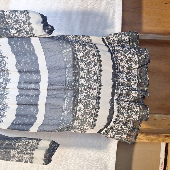 Kardashian Kollection XS. Black and white semi sheer cover up dress - Picture 6 of 7